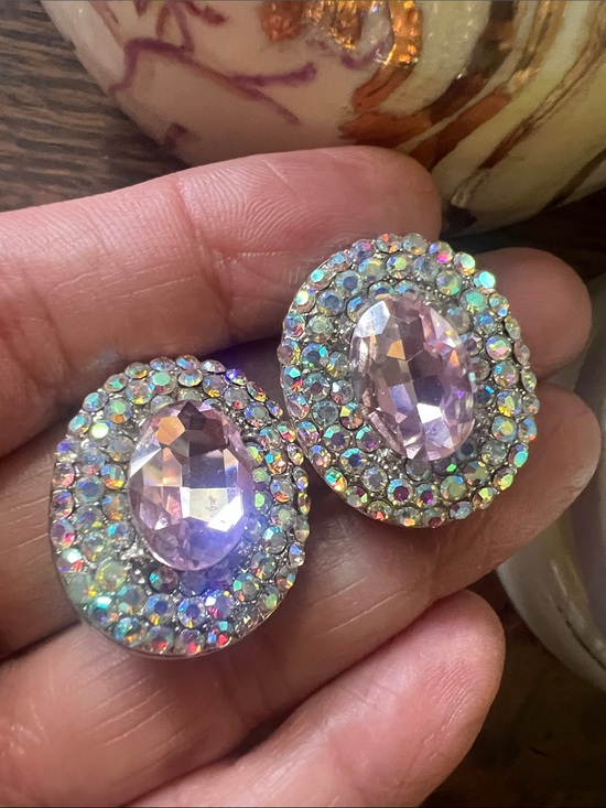 Jewelry - Vintage Pink/Borealis Aurora Faceted Silvertone Crystal Clip Earrings